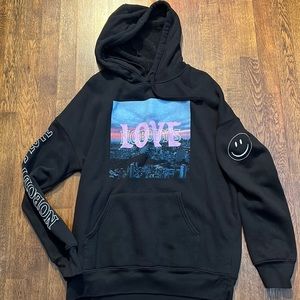 Maroon 5 Band Hoodie, Unisex size Medium, never worn